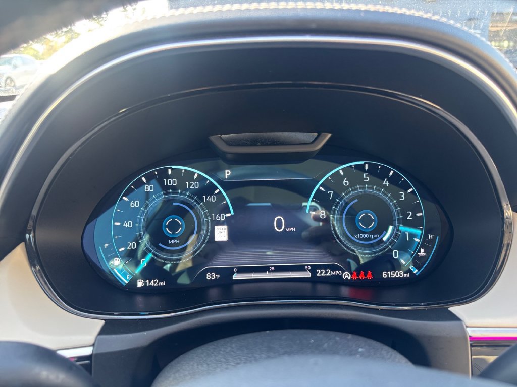 Used 2024 Genesis GV70 3.5T Sport w/ Sport Prestige Package AWD/4WD image 18