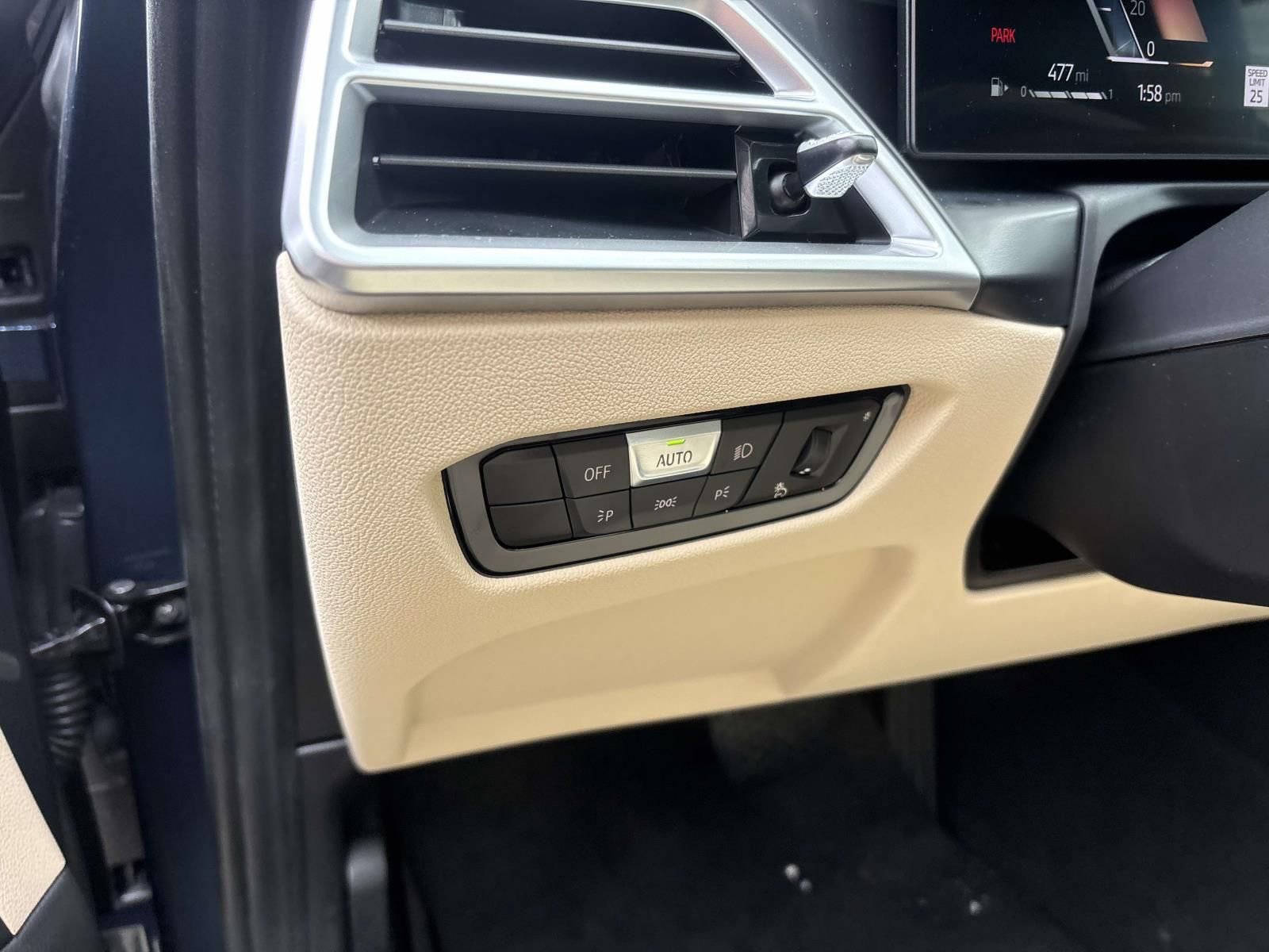 New 2026 BMW 330i xDrive Sedan w/ Premium Package image 13