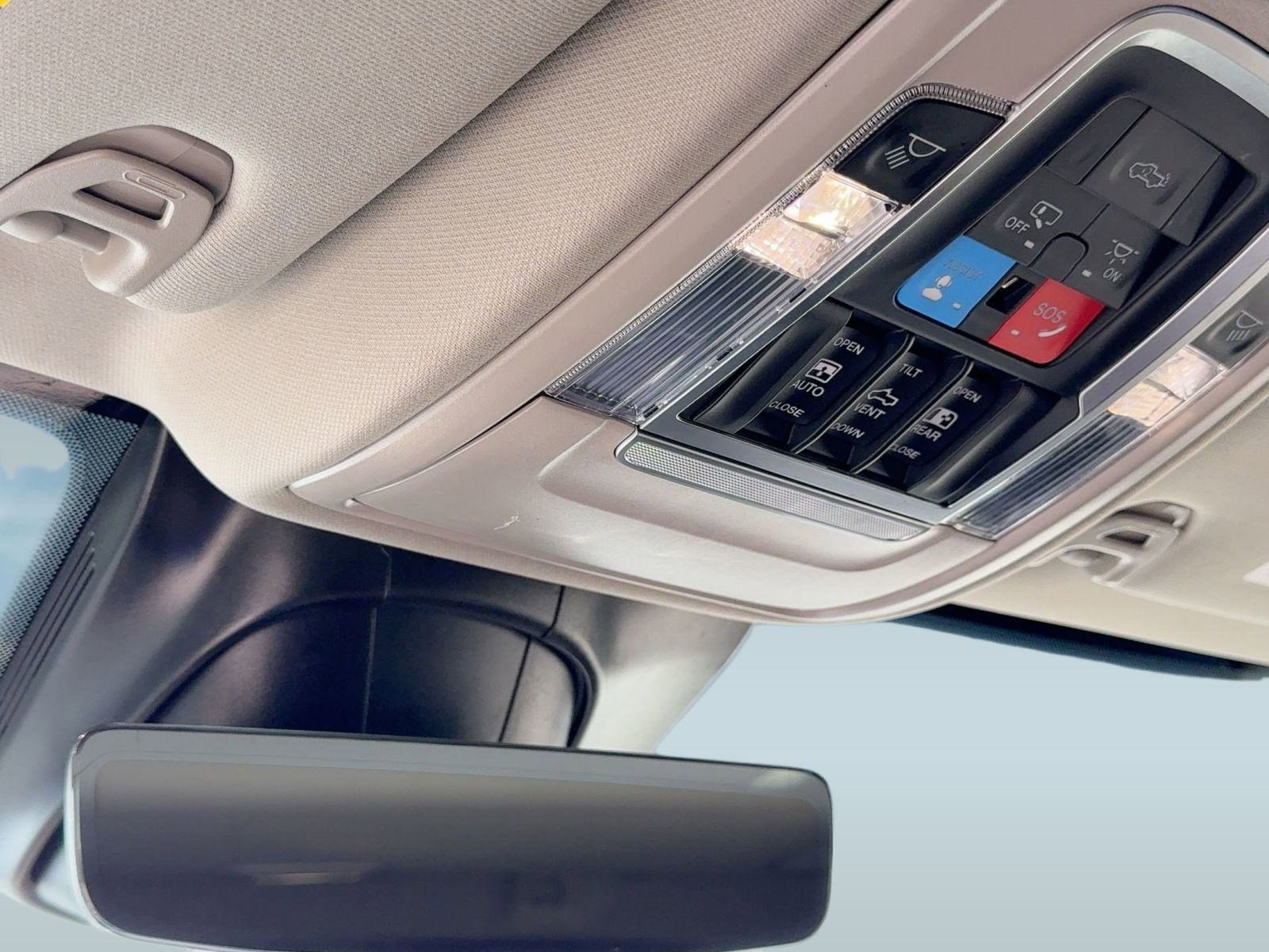 Used 2025 RAM 2500 Limited image 19