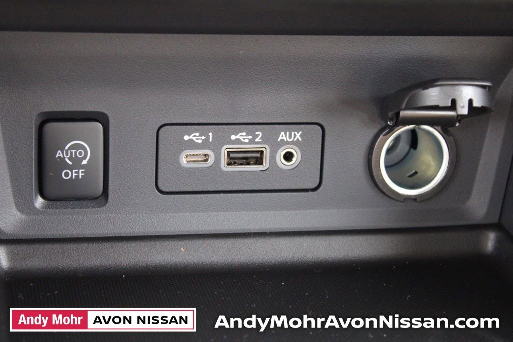 New 2025 Nissan Sentra SV w/ SV Premium Package image 28