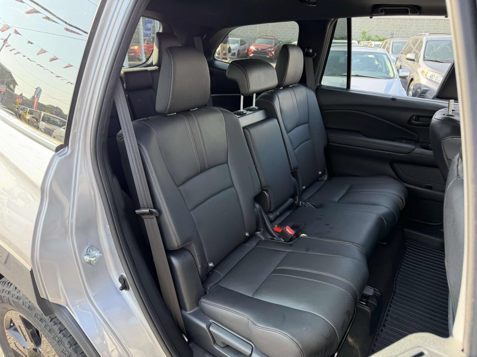 Used 2022 Honda Pilot TrailSport image 13