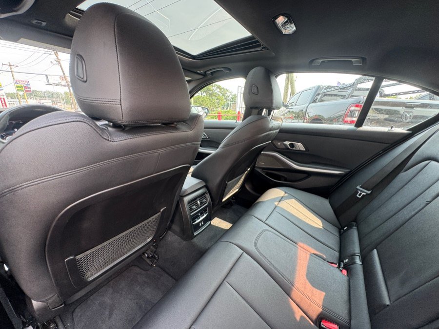 Used 2021 BMW 330i xDrive w/ Driver Assist w/ Premium Package AWD/4WD image 28