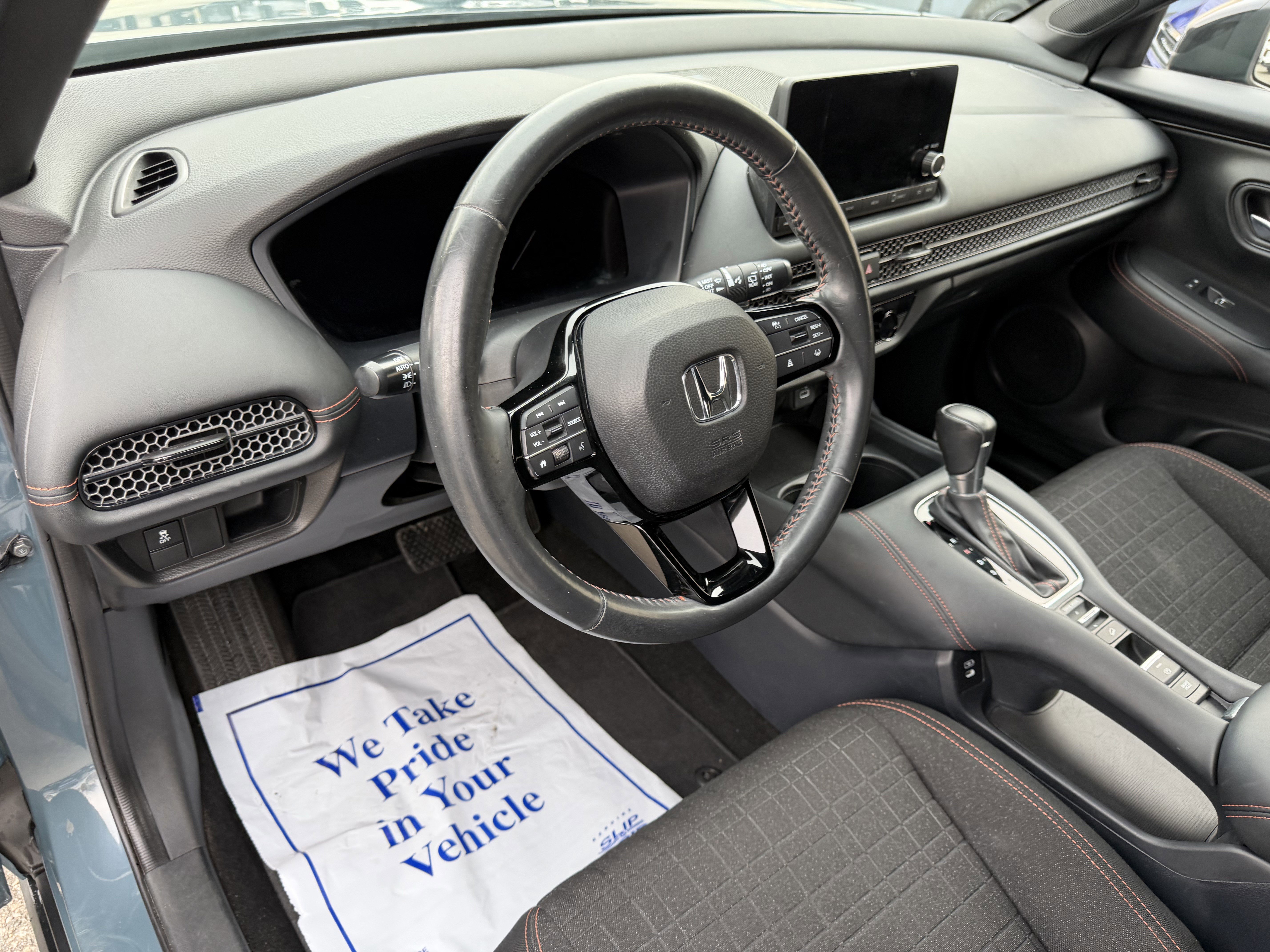 Used 2024 Honda HR-V Sport image 13
