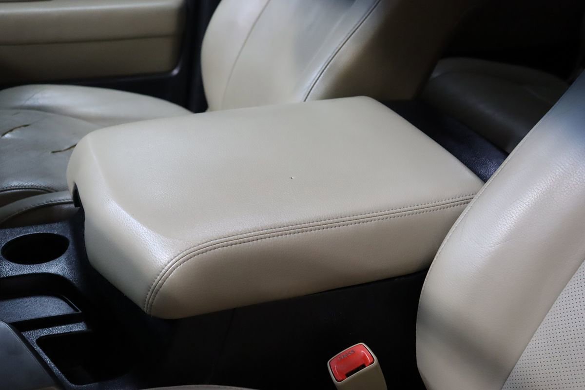 Used 2013 Toyota Sequoia Platinum RWD image 60