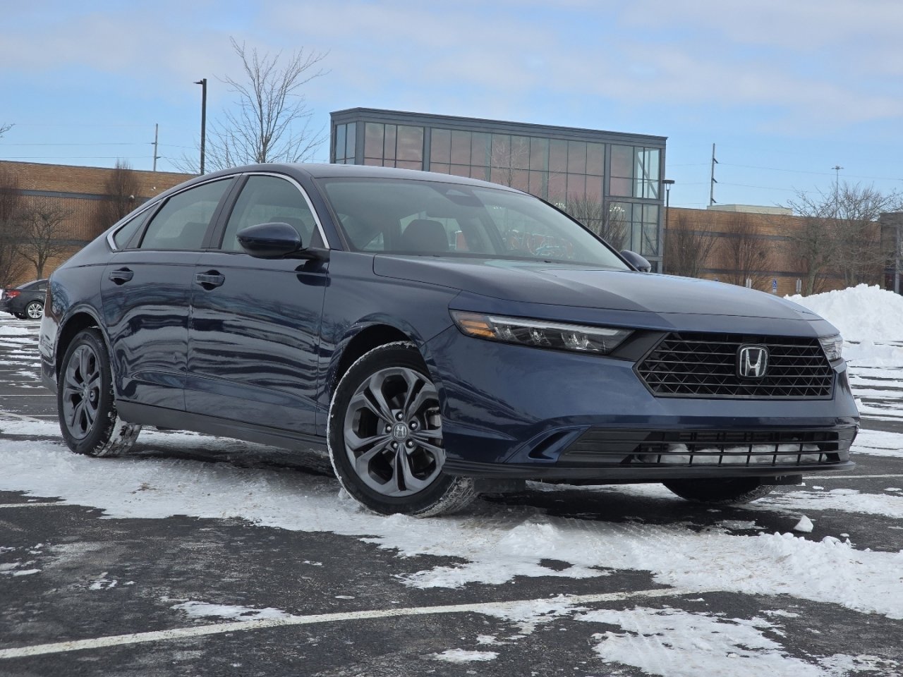 Certified 2023 Honda Accord EX image 2