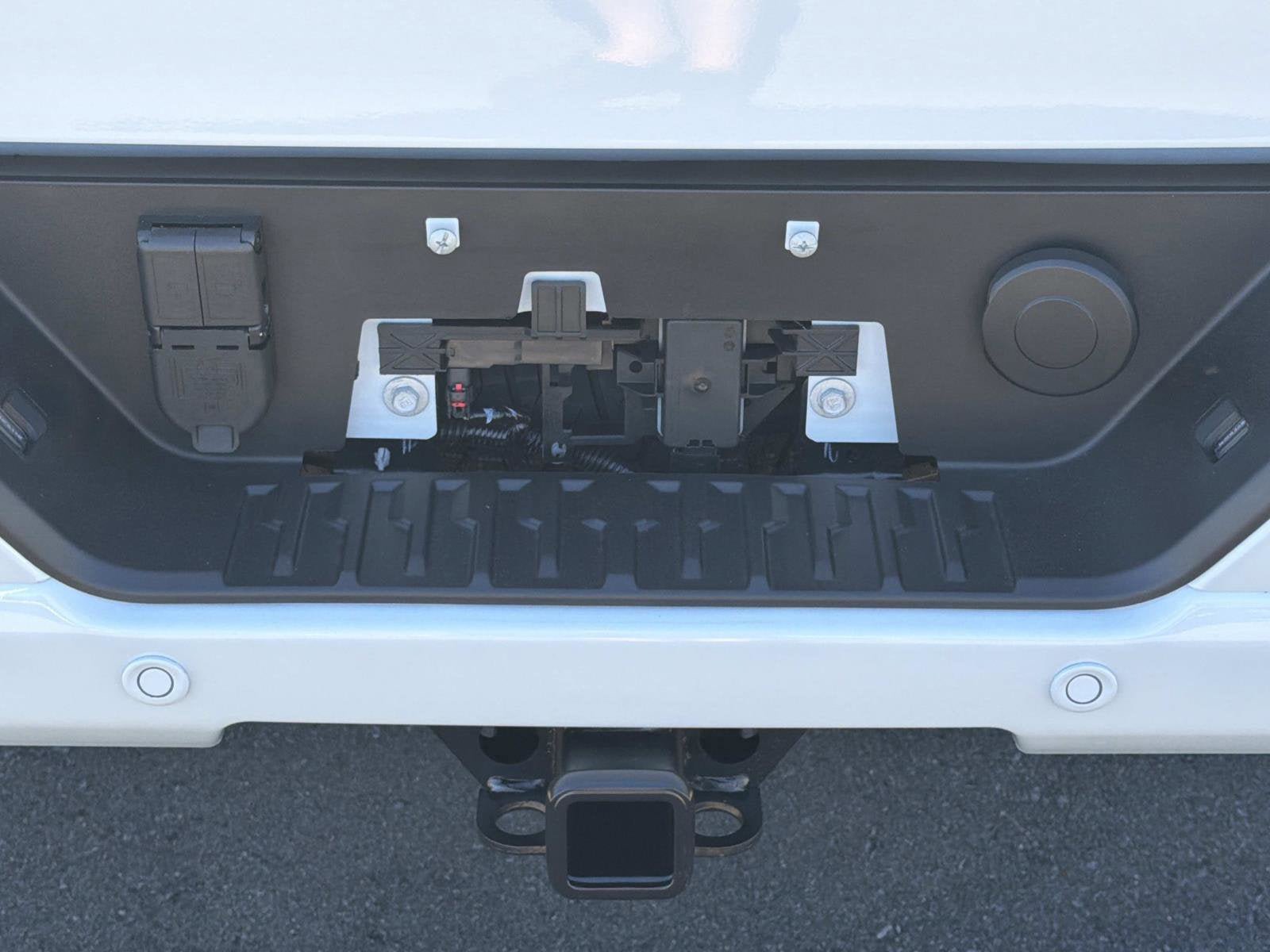 New 2026 Chevrolet Silverado 1500 High Country w/ Technology Package AWD/4WD image 10