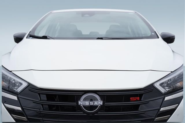 Used 2025 Nissan Versa SR w/ Trunk Package image 36