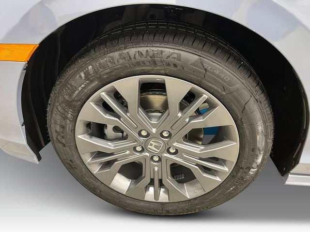 New 2026 Honda Odyssey Touring image 11