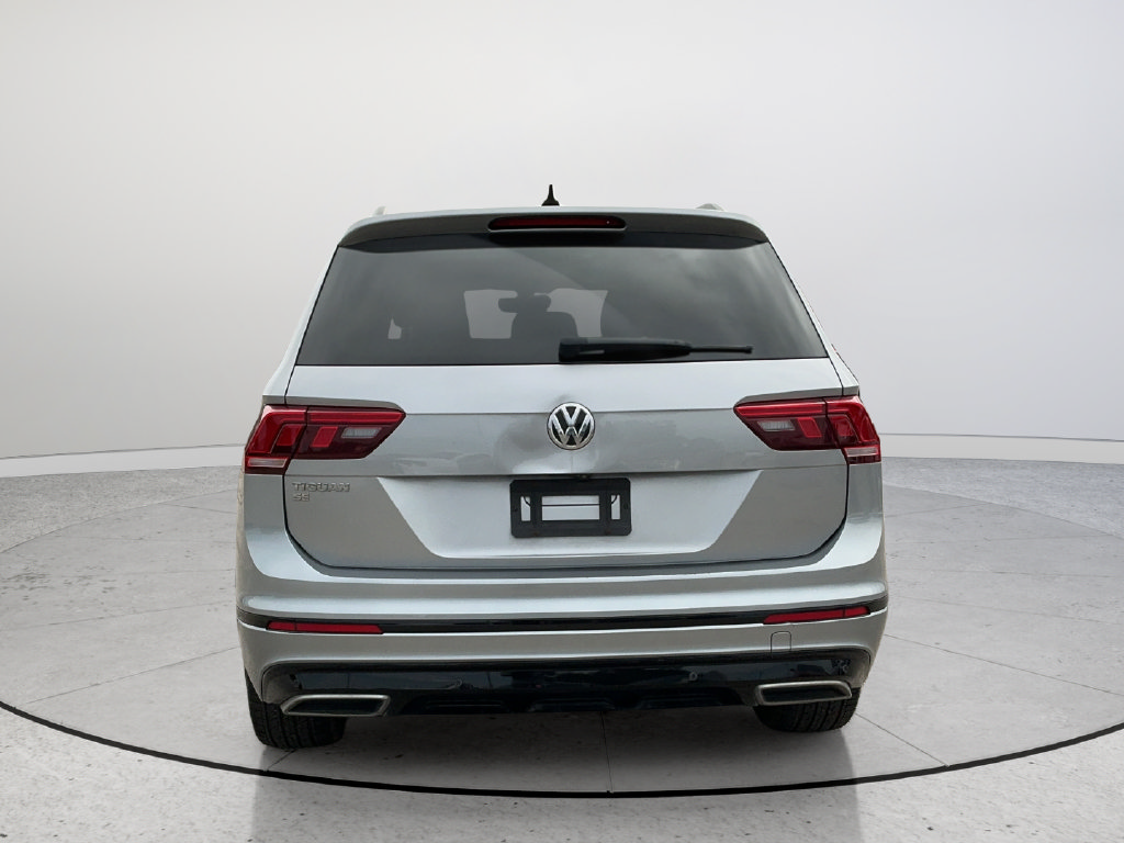 Used 2021 Volkswagen Tiguan SE R-Line FWD image 5
