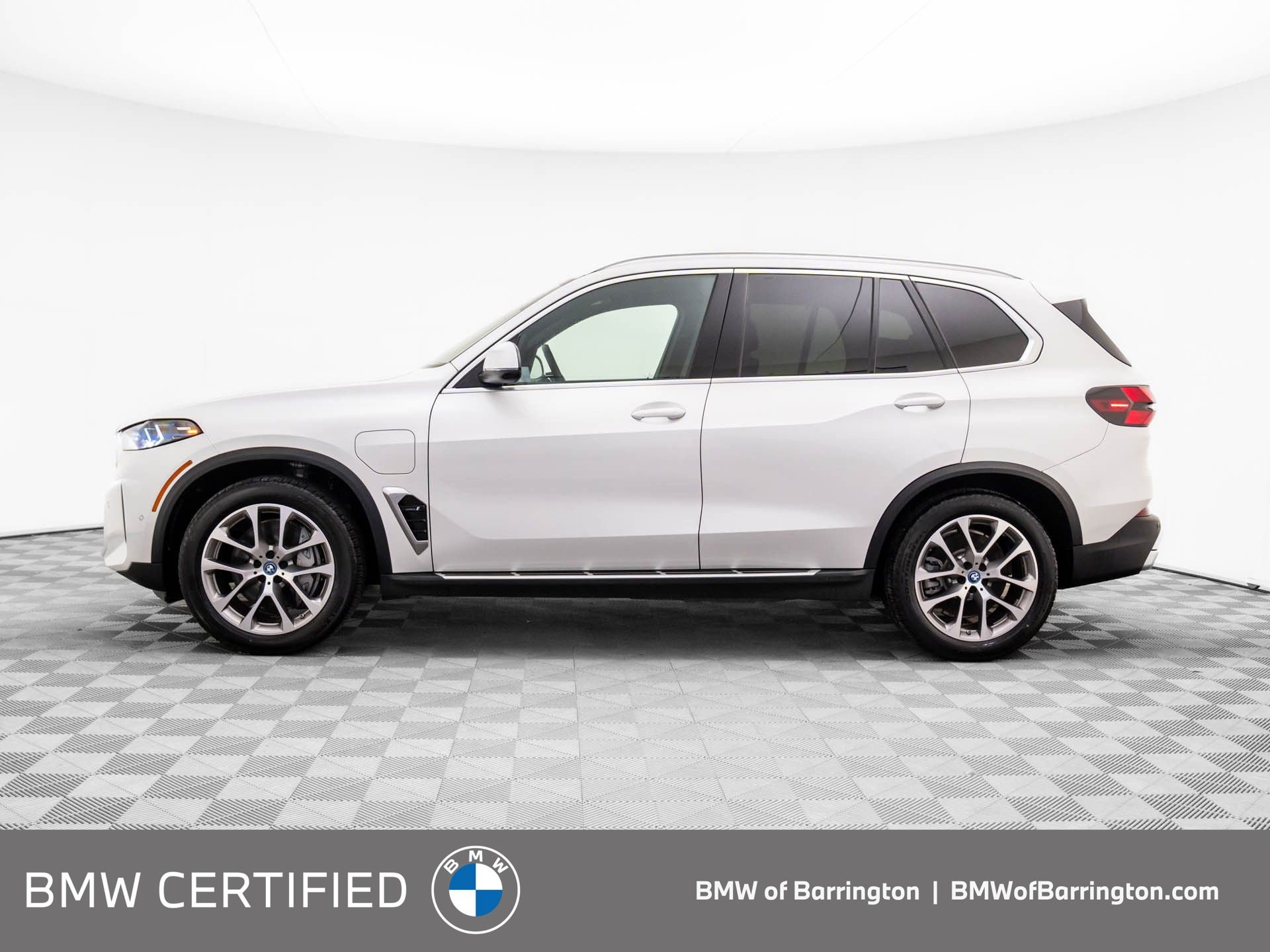 Certified 2024 BMW X5 xDrive50e w/ Executive Package video 2