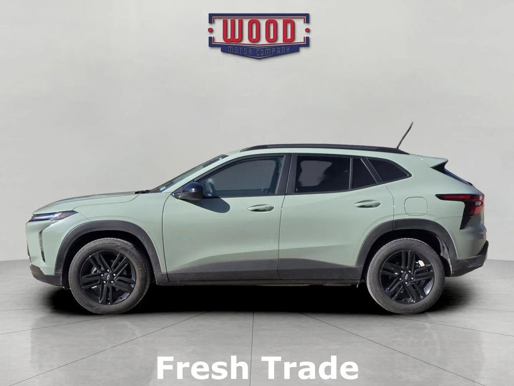 Used 2025 Chevrolet Trax ACTIV w/ Driver Confidence Package image 4