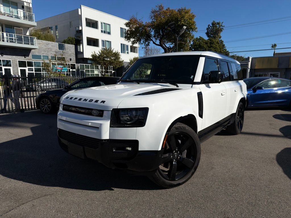 Used 2024 Land Rover Defender 130 X-Dynamic SE image 1