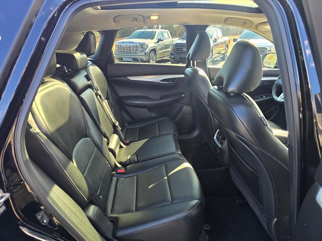 Used 2021 INFINITI QX50 Essential w/ Convenience Package image 12