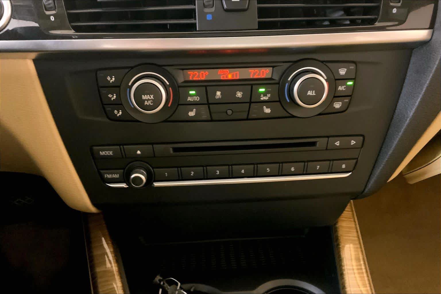 Used 2014 BMW X3 xDrive28i AWD/4WD image 34