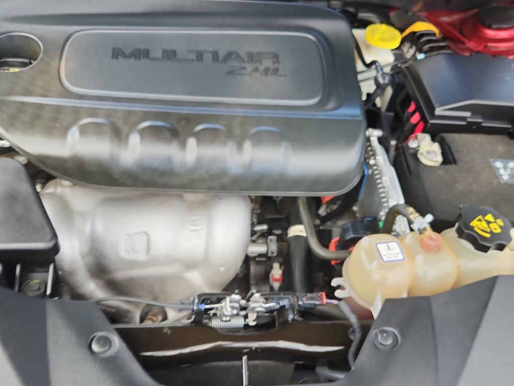 Used 2021 Jeep Cherokee Latitude Plus image 16