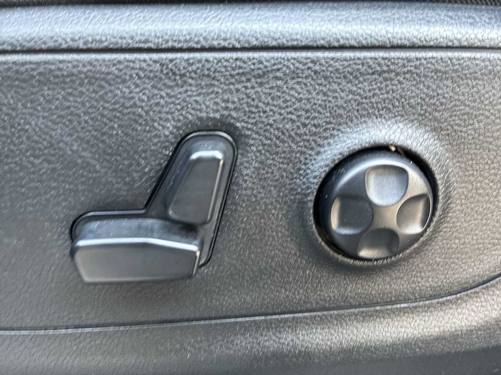 Used 2019 RAM 1500 Sport w/ Level 2 Equipment Group AWD/4WD image 14
