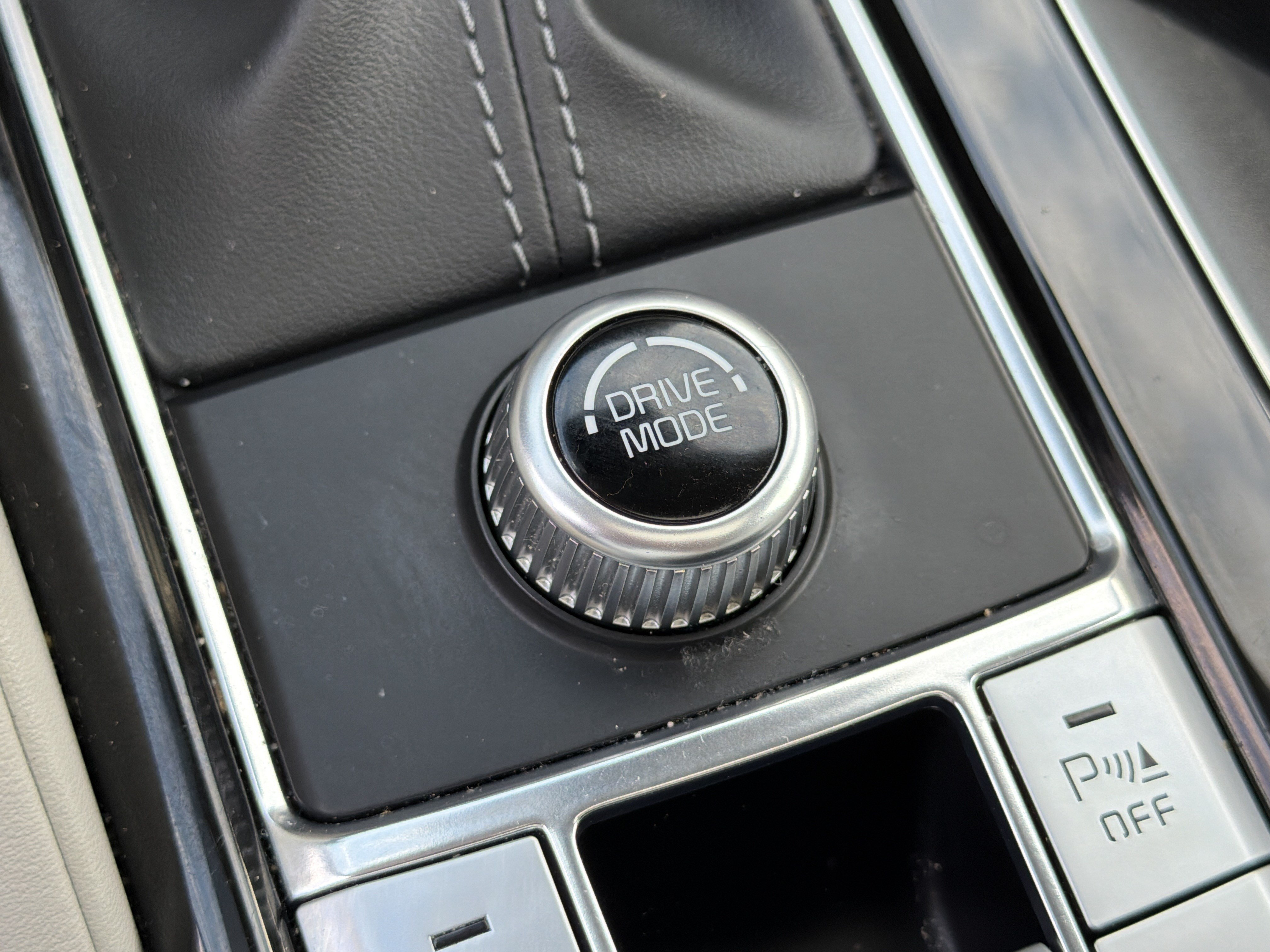 Used 2020 Kia Telluride EX FWD image 28