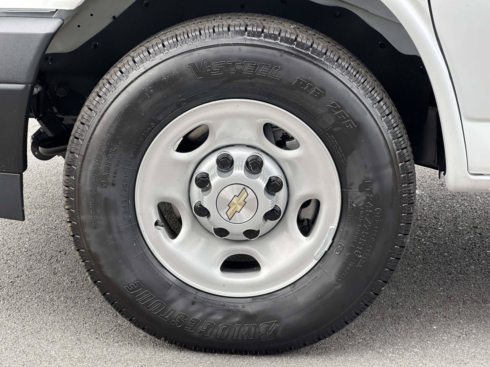 New 2026 Chevrolet Express 2500 w/ Safety Package RWD image 7