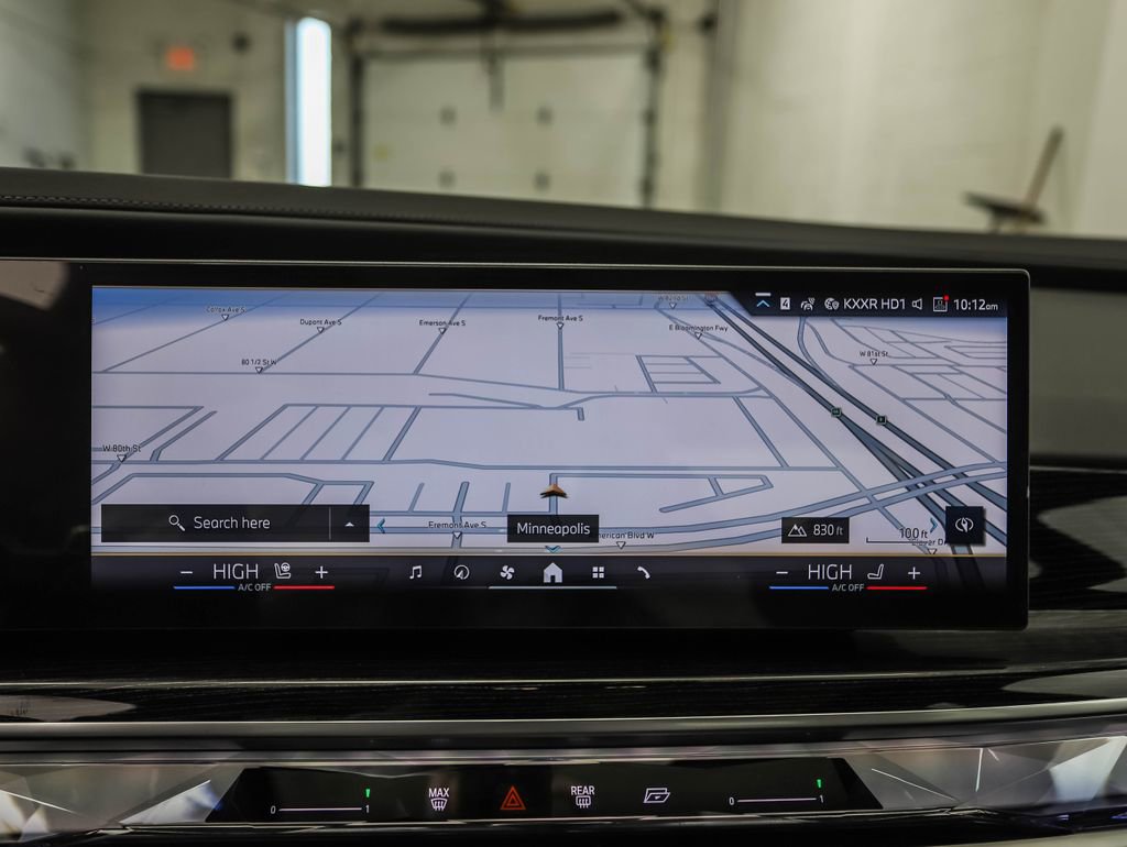 New 2026 BMW 740i xDrive w/ Premium Package image 16