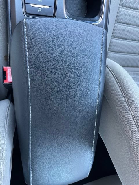 Used 2018 Ford Fusion S FWD image 31
