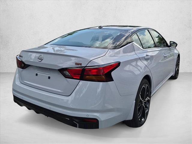 New 2026 Nissan Altima 2.5 SR FWD image 2