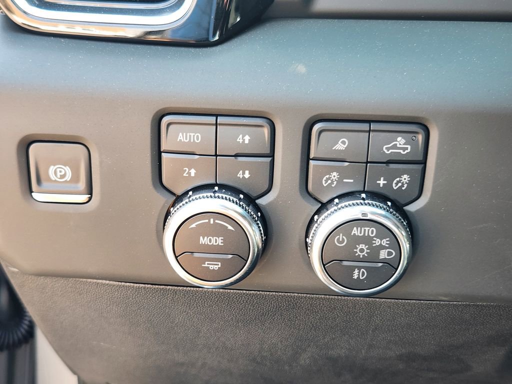 New 2025 GMC Sierra 2500 Denali image 17