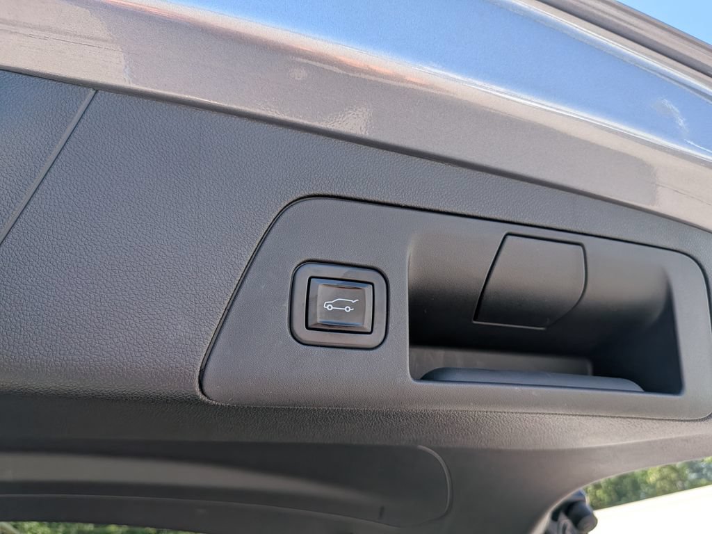 Used 2022 Buick Envision Preferred FWD image 34