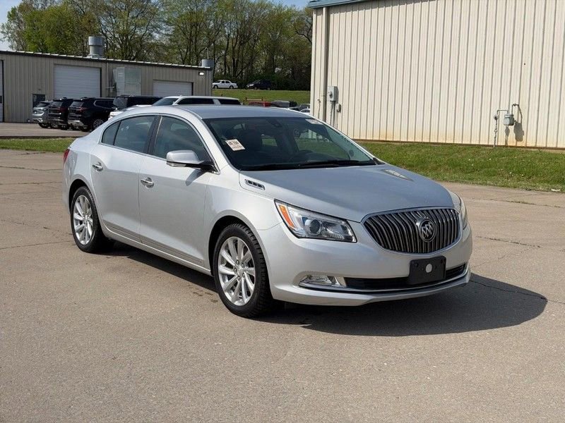 Used 2016 Buick LaCrosse Leather FWD image 1