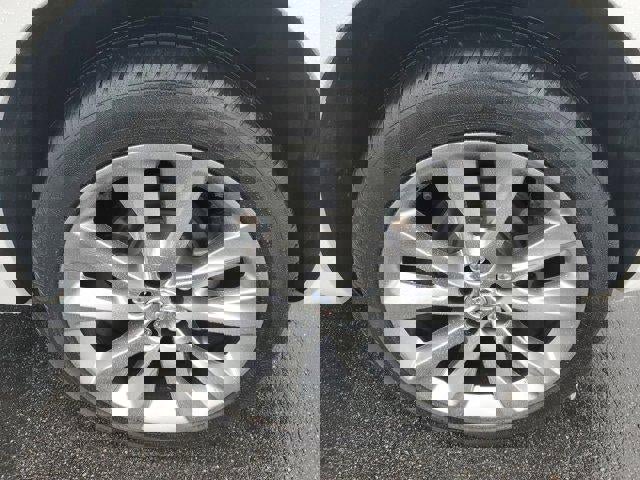 Used 2022 Buick Envision Avenir w/ Technology Package II image 7