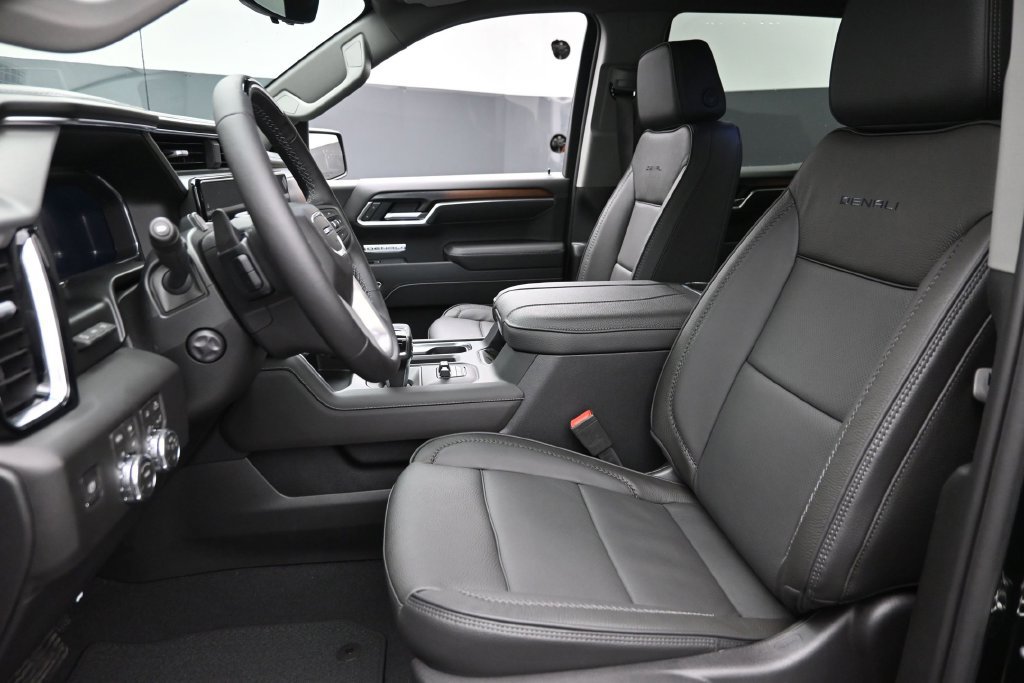 New 2026 GMC Sierra 1500 Denali AWD/4WD image 16