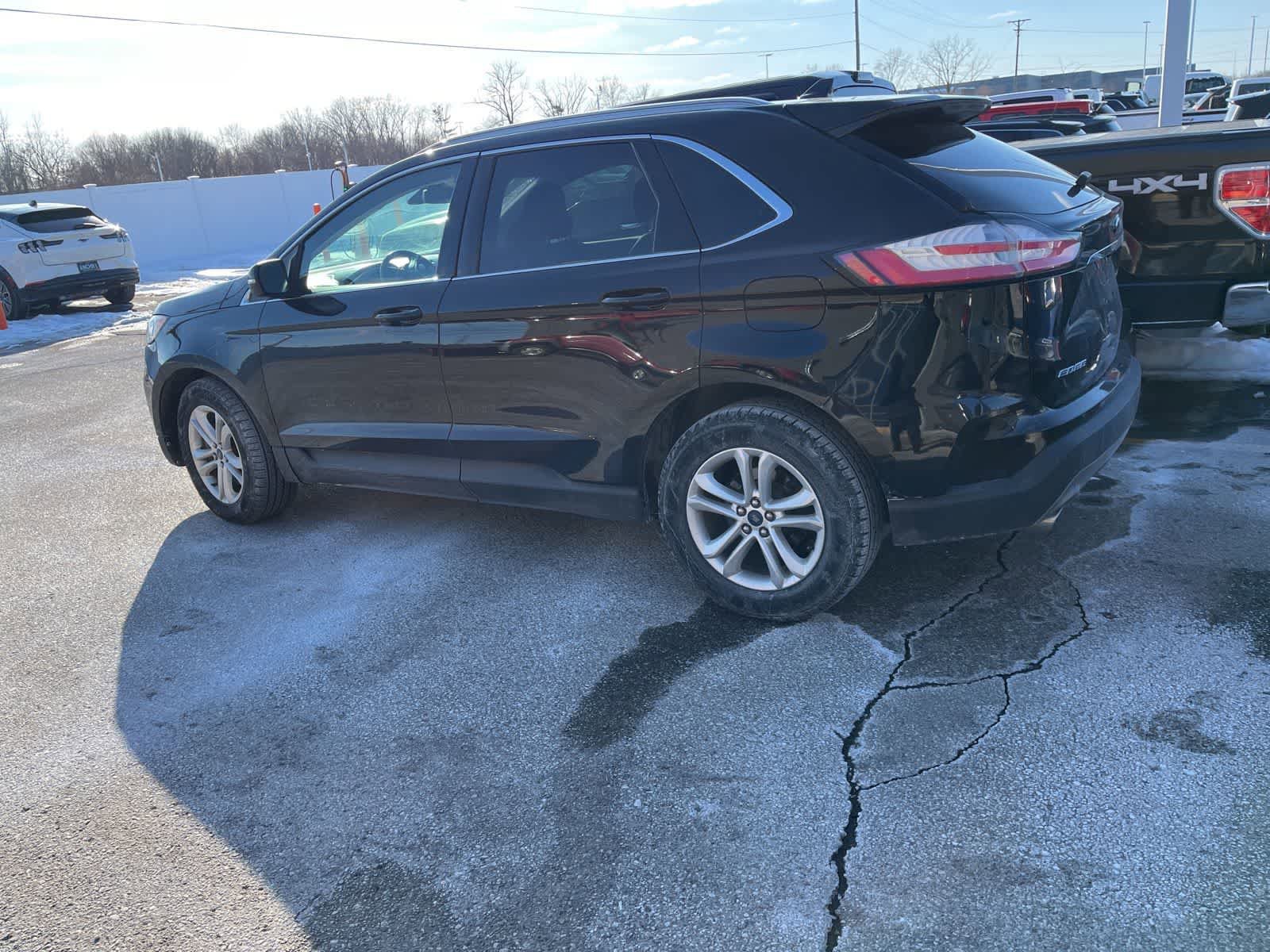 Used 2019 Ford Edge SEL image 9