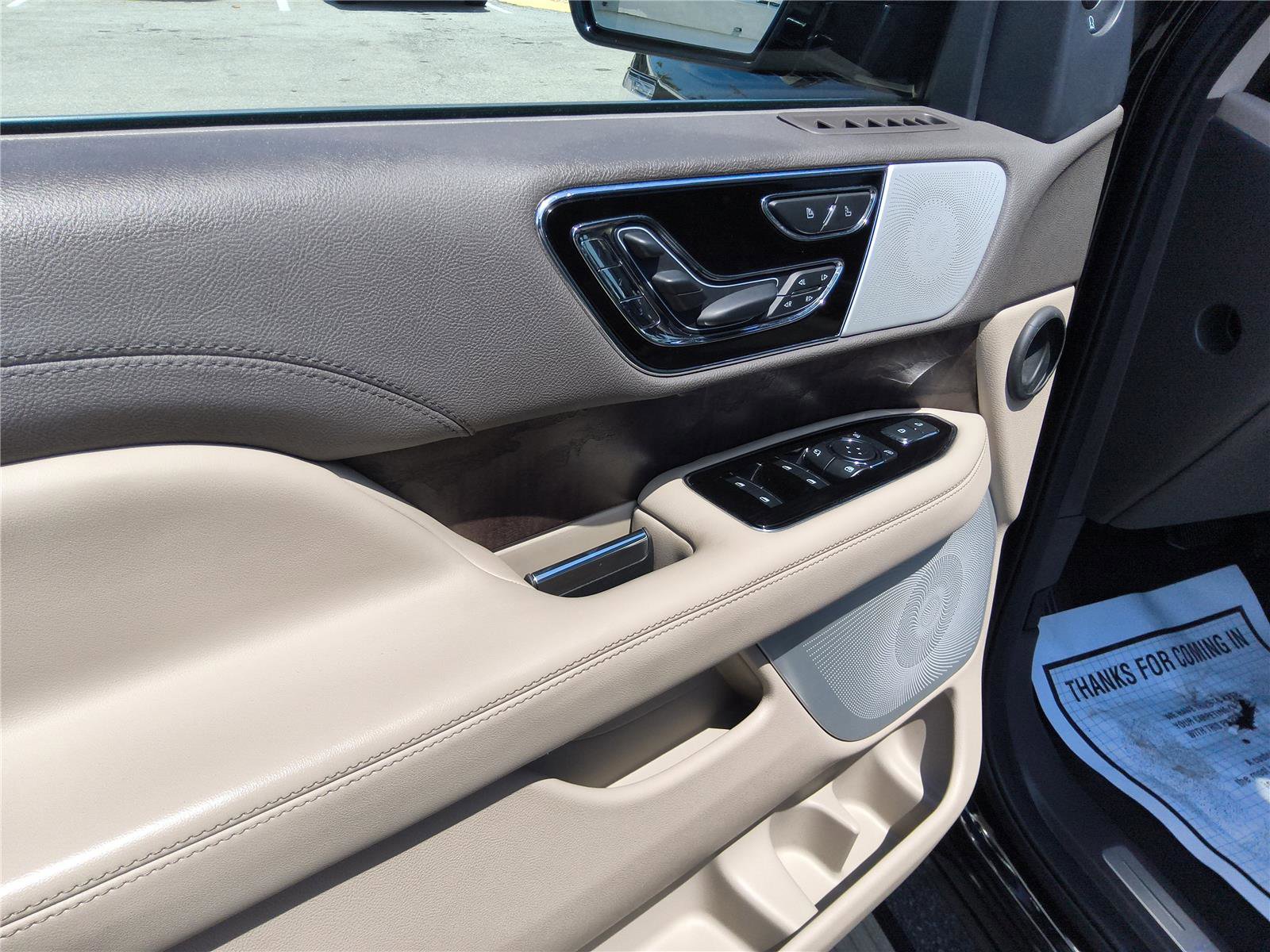 Used 2024 Lincoln Navigator L Reserve AWD/4WD image 12