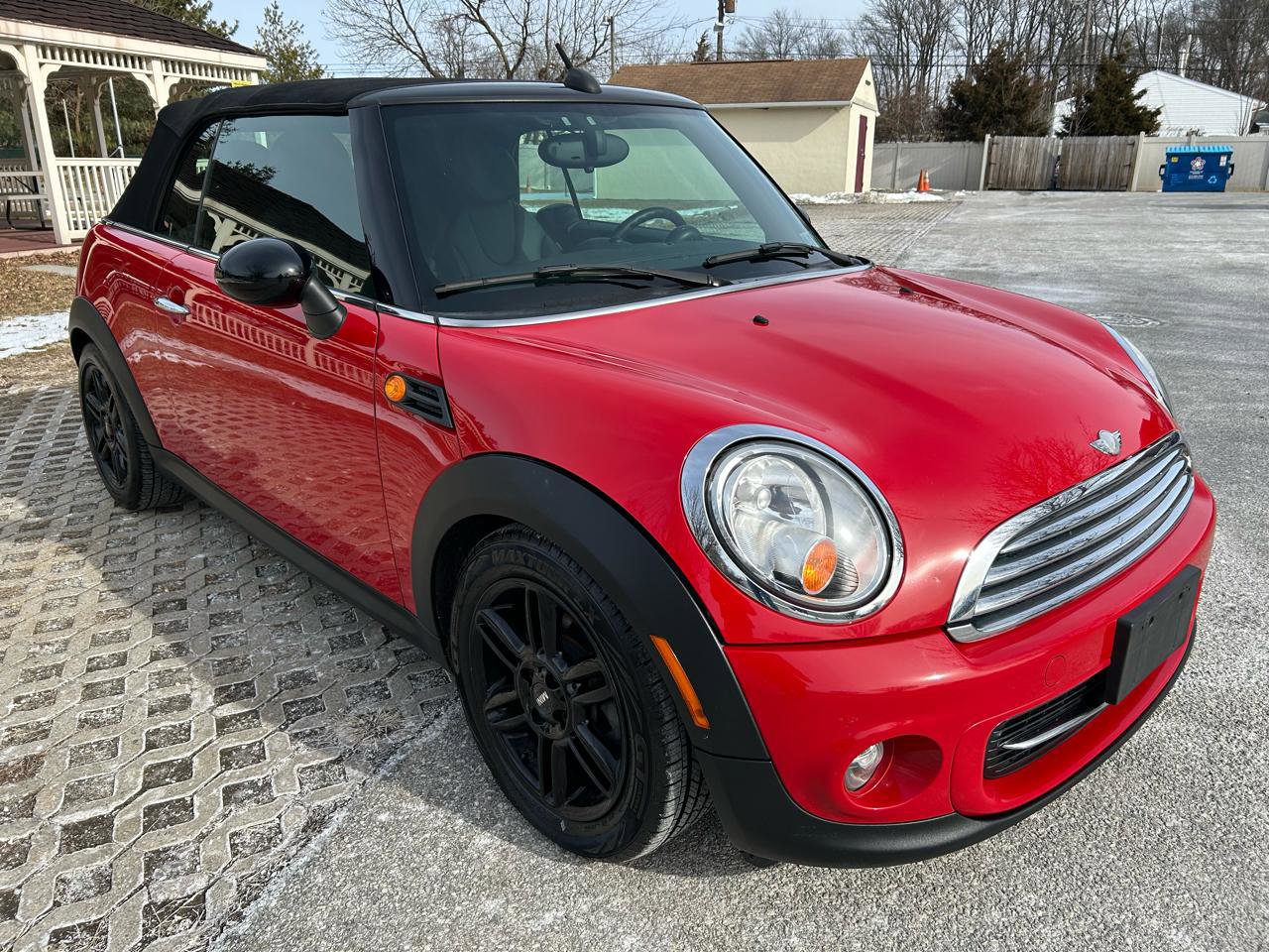 Used 2013 MINI Cooper Convertible image 3