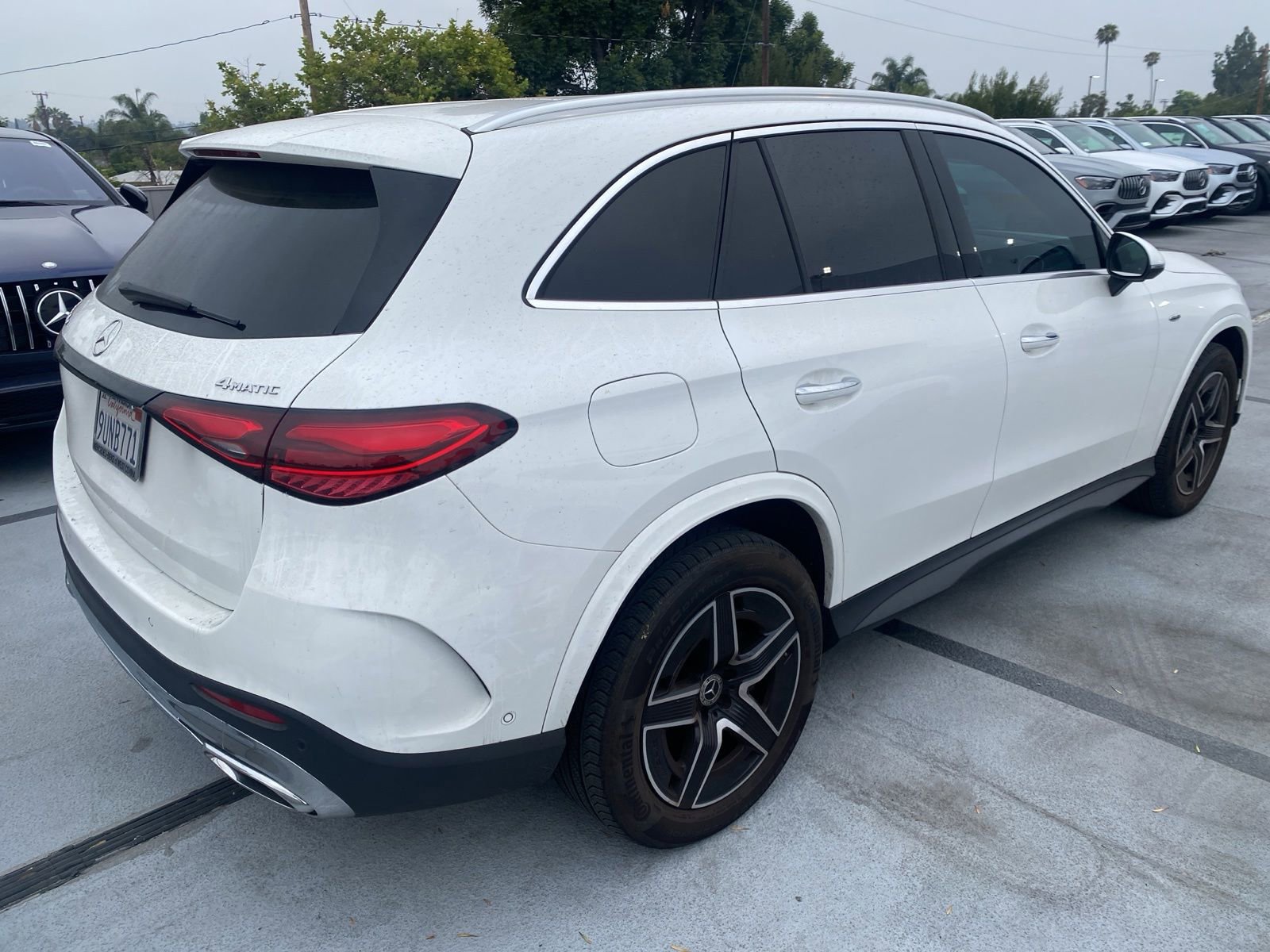 Used 2025 Mercedes-Benz GLC 350e 4MATIC image 3
