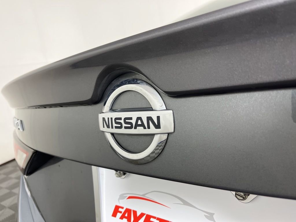 Used 2022 Nissan Sentra SR w/ Electronics Package image 11