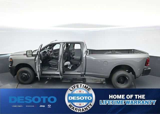 New 2026 RAM 3500 Tradesman AWD/4WD image 54