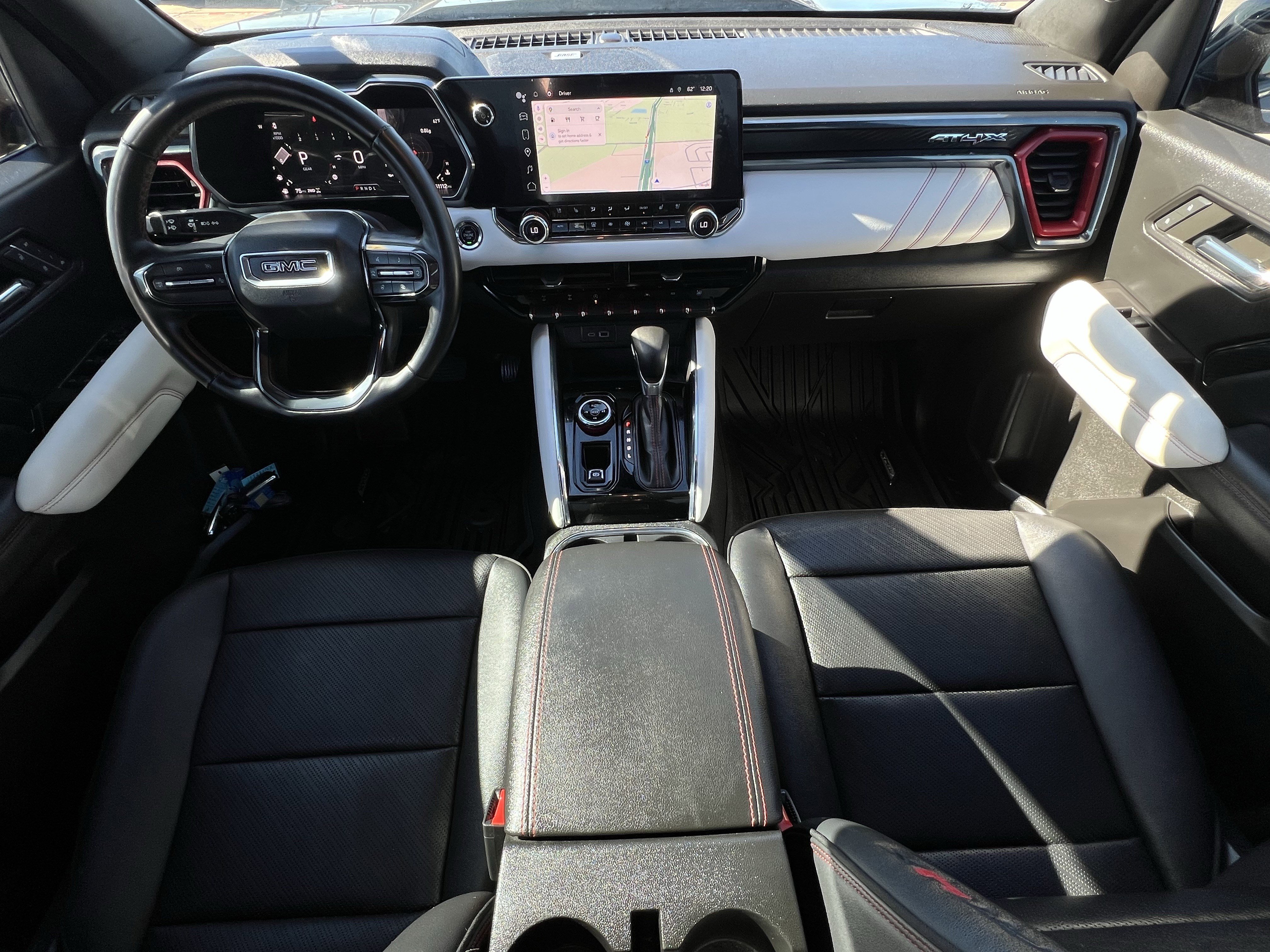 Used 2023 GMC Canyon AT4X image 9