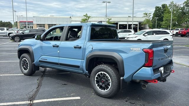 New 2026 Toyota Tacoma TRD Off-Road w/ TRD Off Road Upgrade Package AWD/4WD image 6
