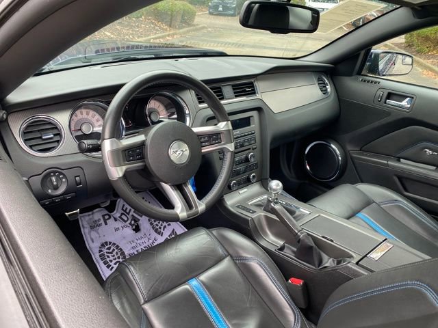 Used 2012 Ford Mustang GT Premium w/ HID Headlamps & Security Pkg image 10