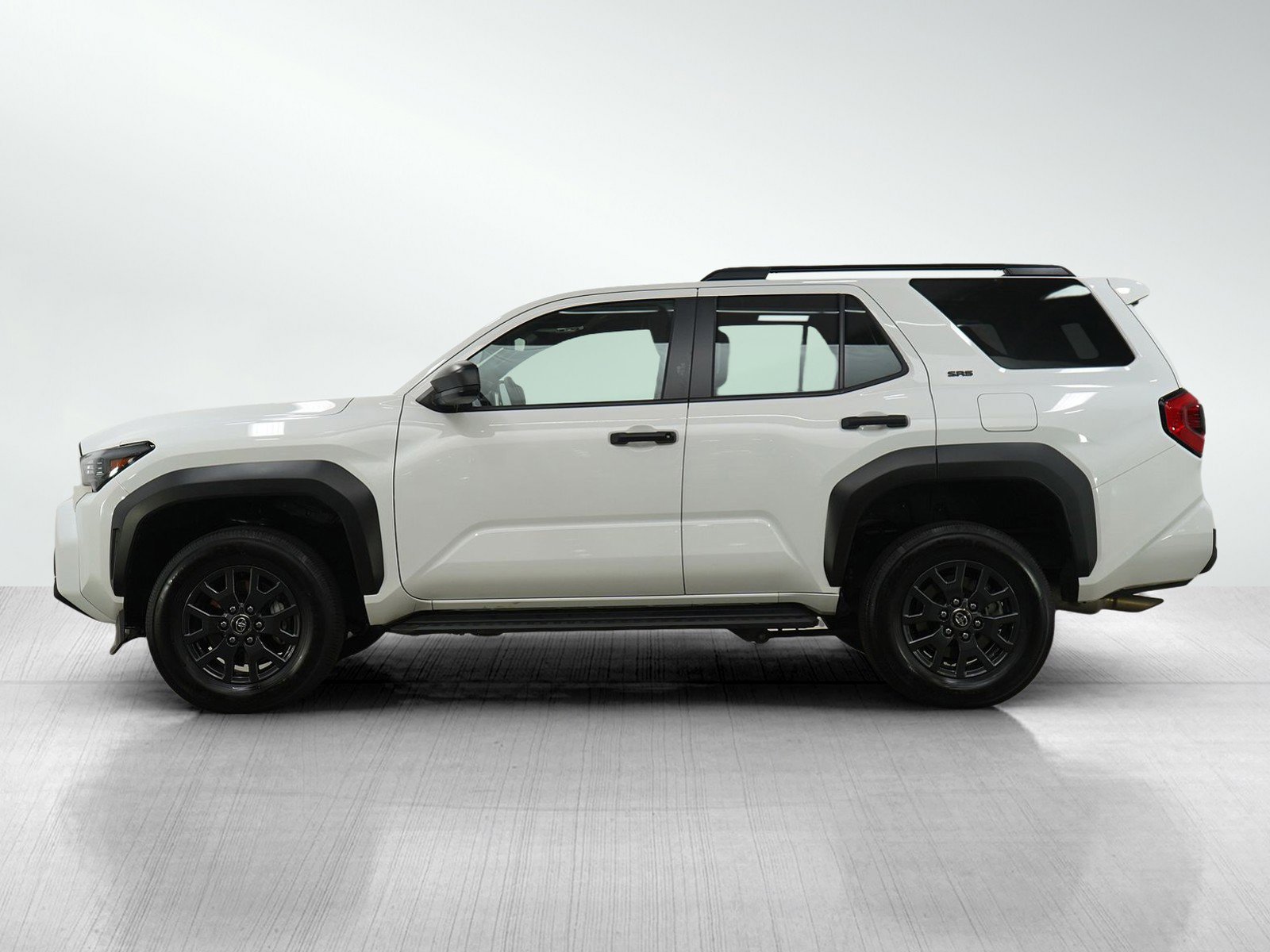 Used 2025 Toyota 4Runner SR5 image 2