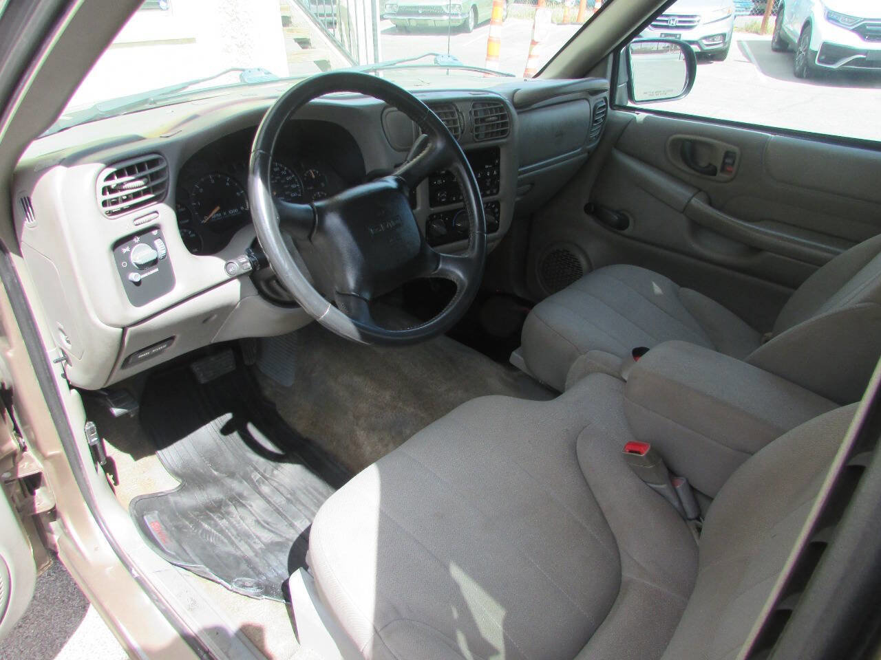 Used 2003 GMC Sonoma SLS w/ SLS Preferred Equipment Group image 11