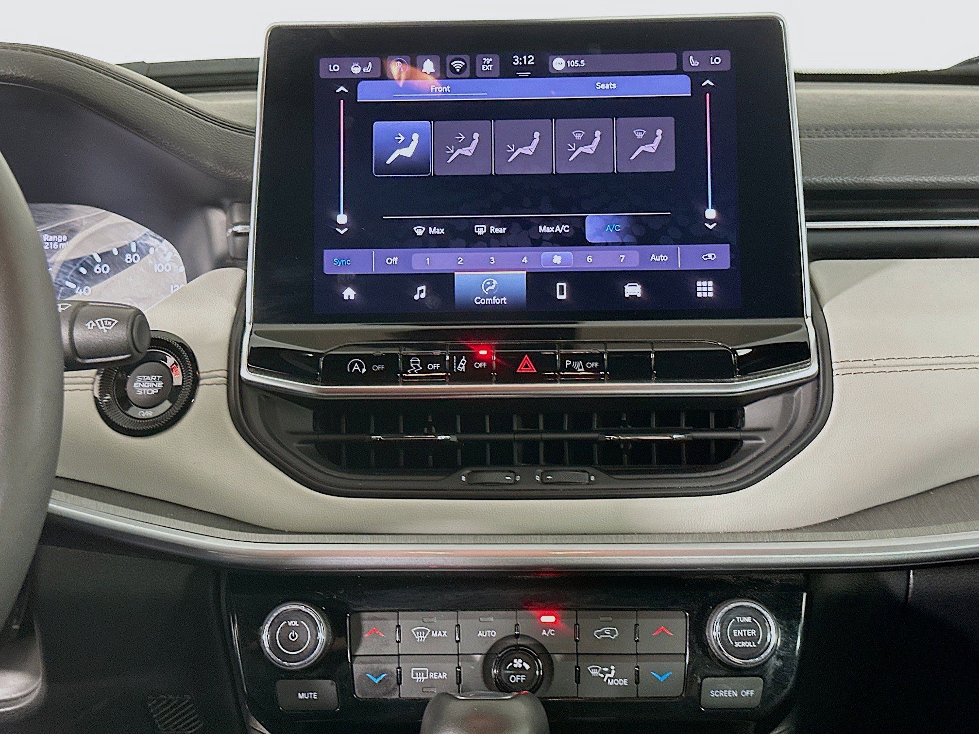 Used 2025 Jeep Compass Limited image 23