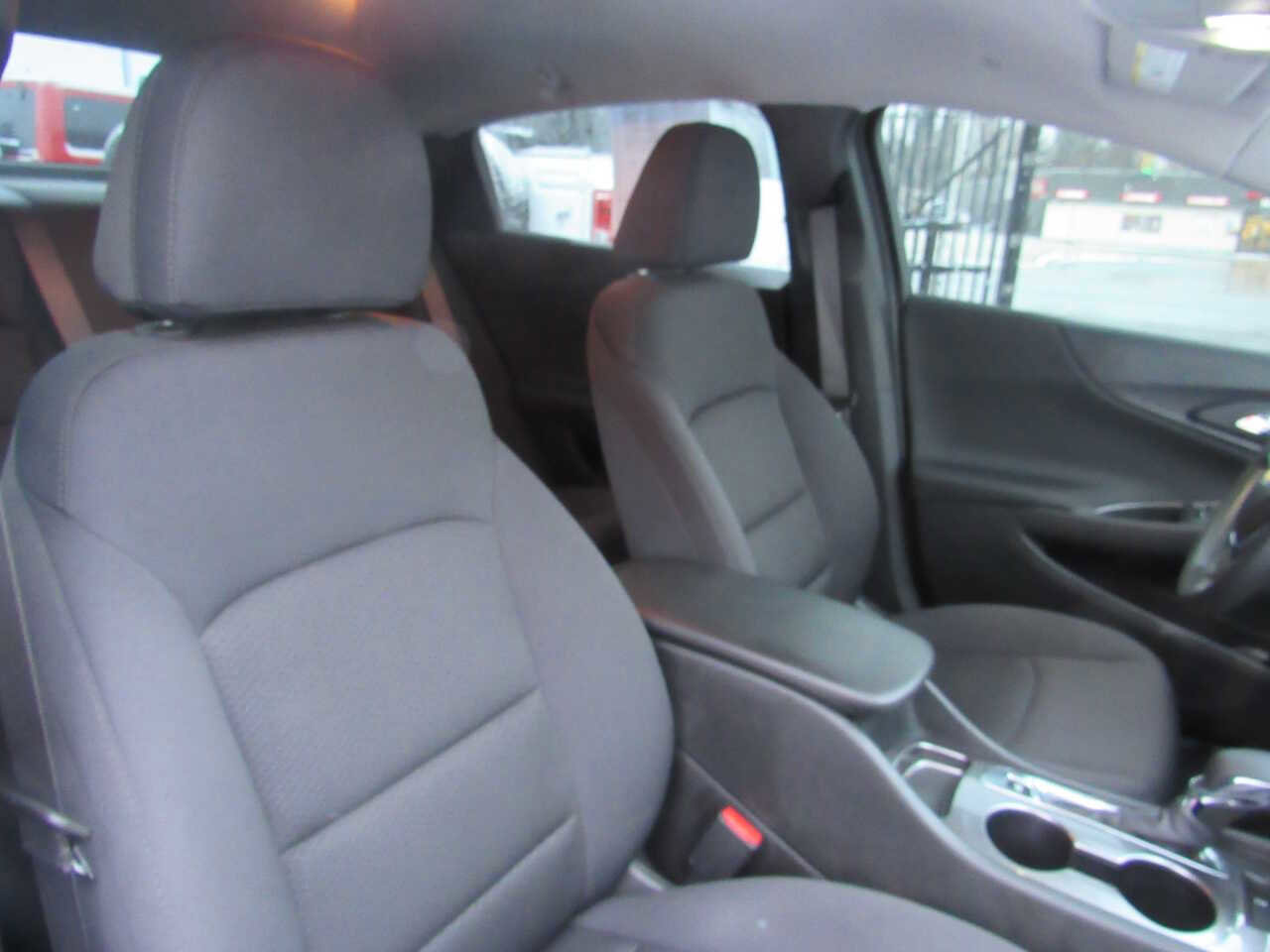 Used 2023 Chevrolet Malibu LS image 21