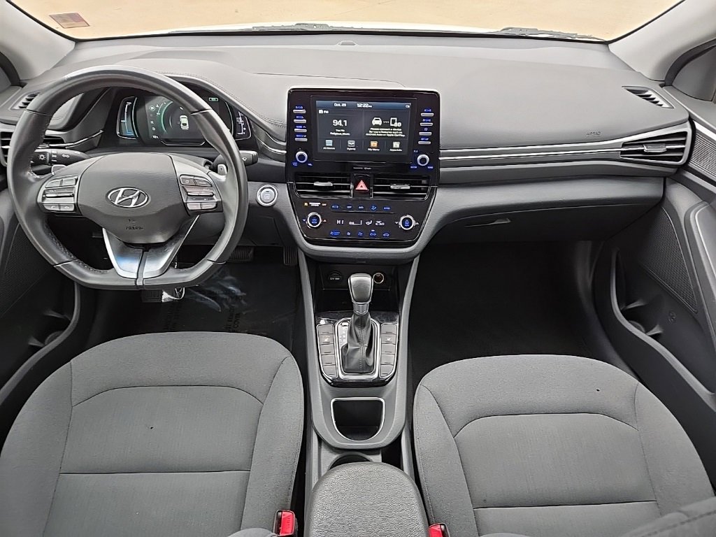 Used 2020 Hyundai Ioniq SE image 15
