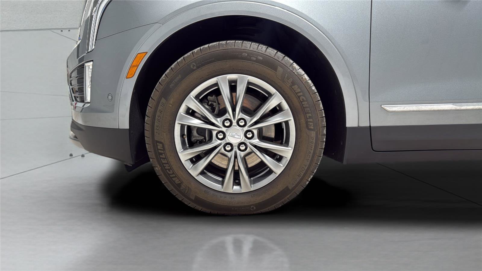 Used 2023 Cadillac XT5 Premium Luxury w/ Technology Package AWD/4WD image 30