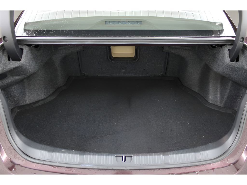 Used 2016 Toyota Avalon XLE Plus FWD image 24