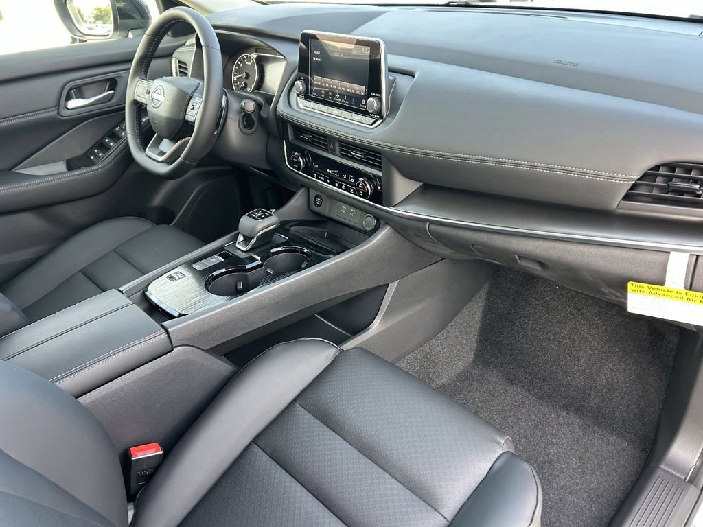 New 2026 Nissan Rogue SV image 8