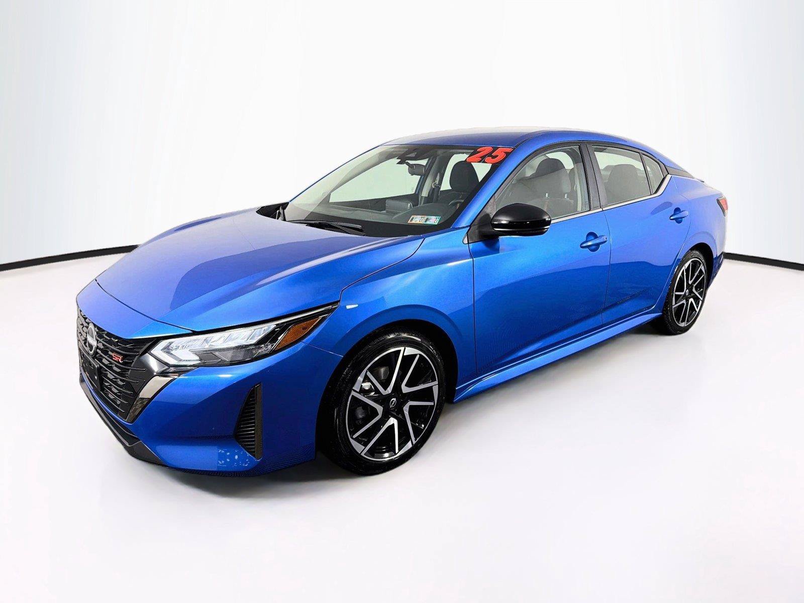 Used 2025 Nissan Sentra SR FWD image 7