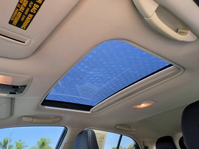 Used 2016 Lexus CT 200h w/ Seat Comfort Package FWD image 23