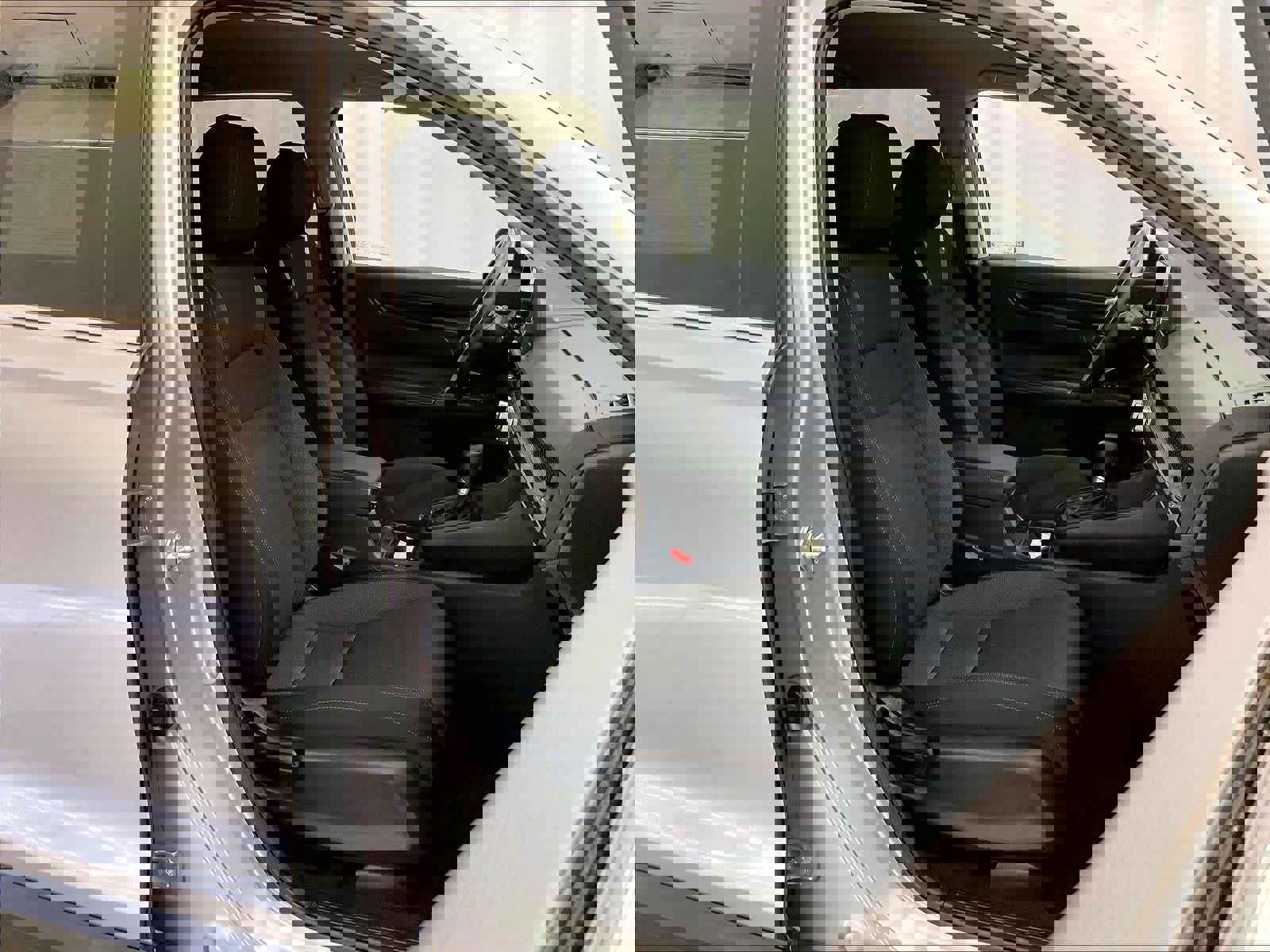 Used 2025 Honda CR-V LX image 10